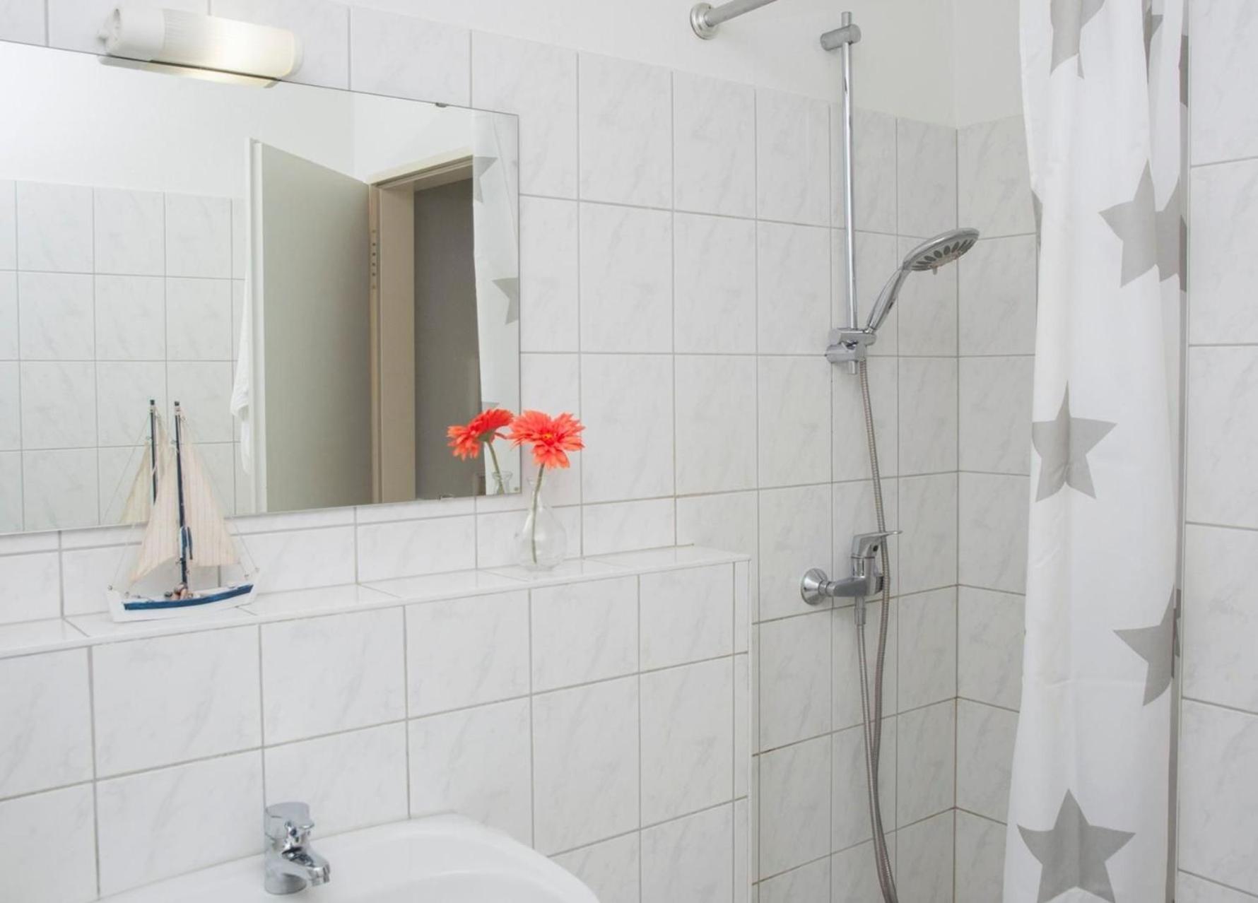 Dampfer 1 Ostwind Apartment ลาเบอ ภายนอก รูปภาพ